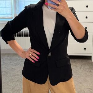 Soho Women's Elegant Lightweight Black Blazer
